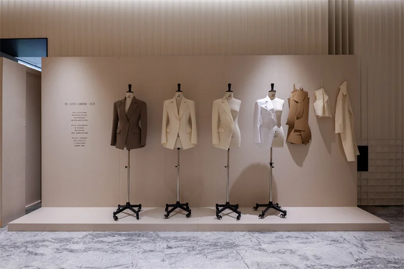 爱唯联合《T》中文版:以二十年叙事,回应「中国时尚从哪里诞生」