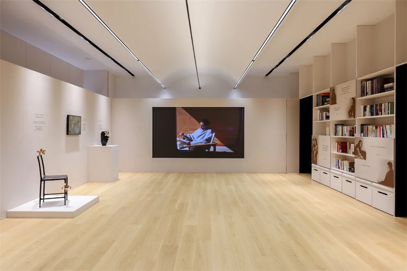 爱唯联合《T》中文版:以二十年叙事,回应「中国时尚从哪里诞生」